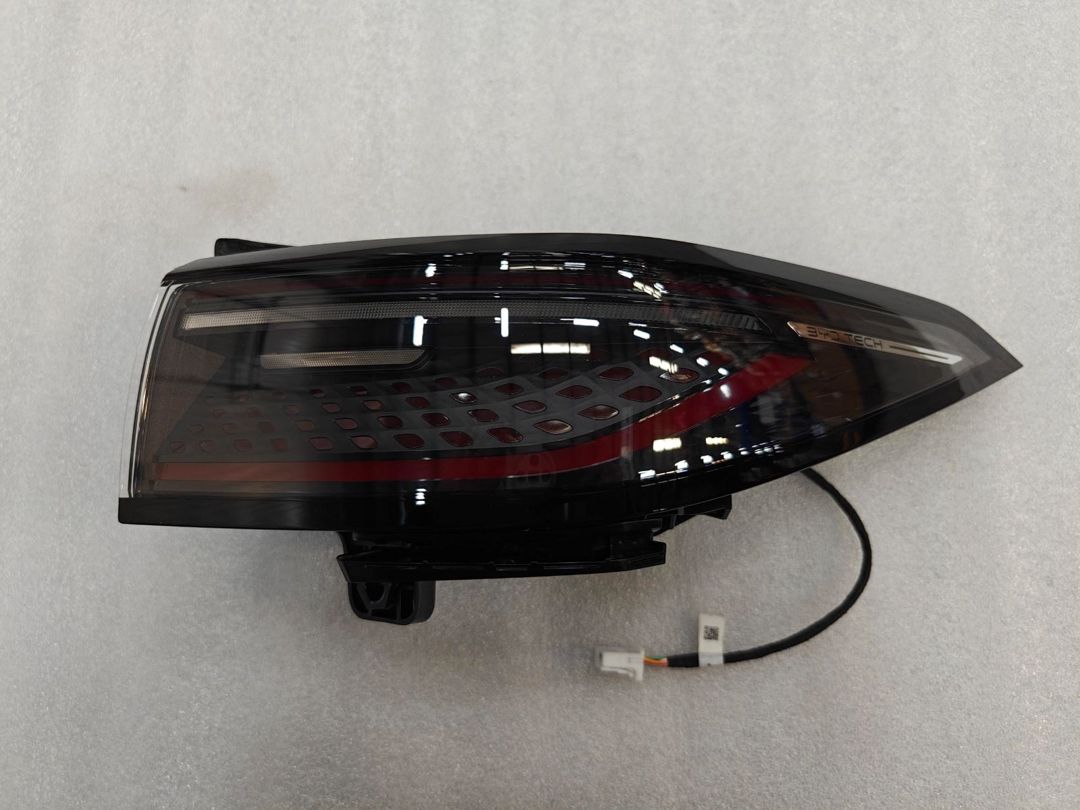 BYD Seal 05 arxa sağ stop işığı — Ehtiyat hissələri və aksesuarlar, Bakı