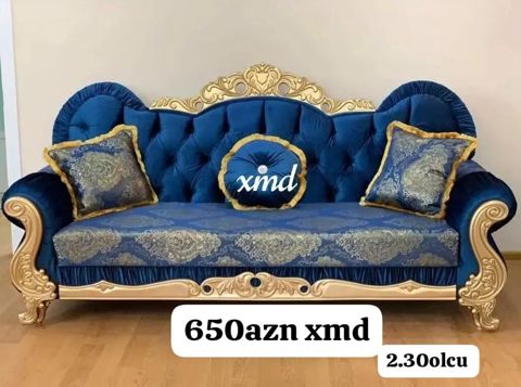 Klassik üslubda üç nəfərlik divan. - Rəng: kral mavisi, qızılı dekor