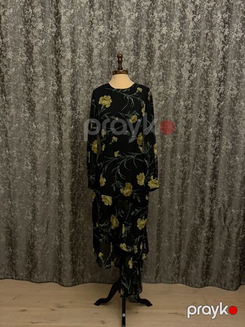 Qara fon üzərində sarı çiçək naxışlı uzun don 42 OLCU WAREHOUSE