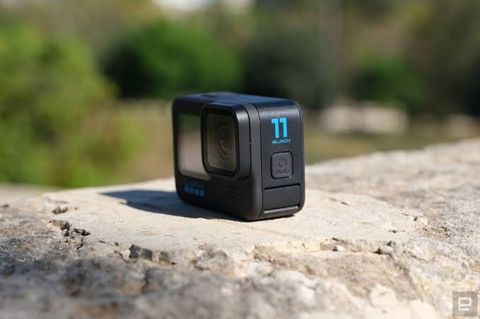 GoPro HERO11 Black action kamera - Kompakt və möhkəm korpus, macəra