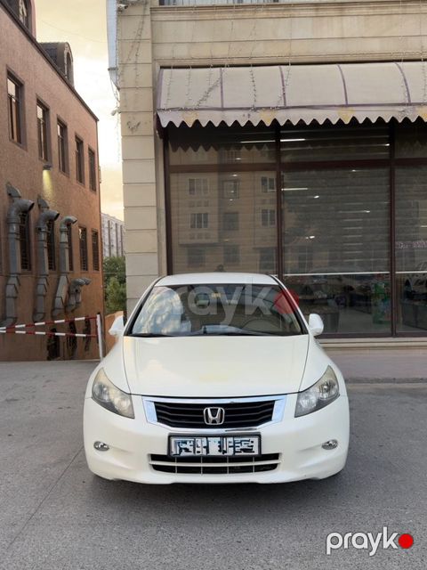 Honda Accord, 2.4 L, 2008 il, 220 000 km