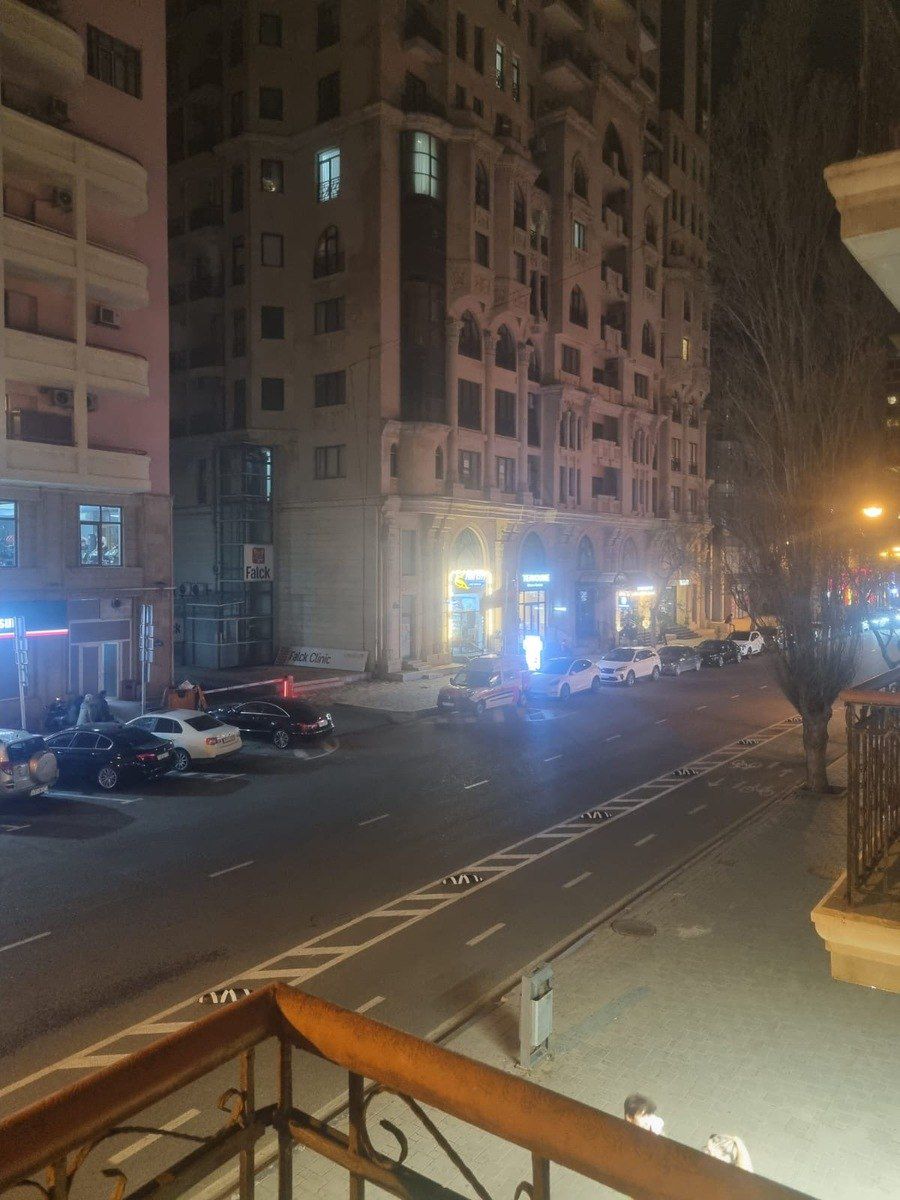 Satılır 3 otaqlı köhnə tikili 78 m² — Mənzil, Bakı (2)