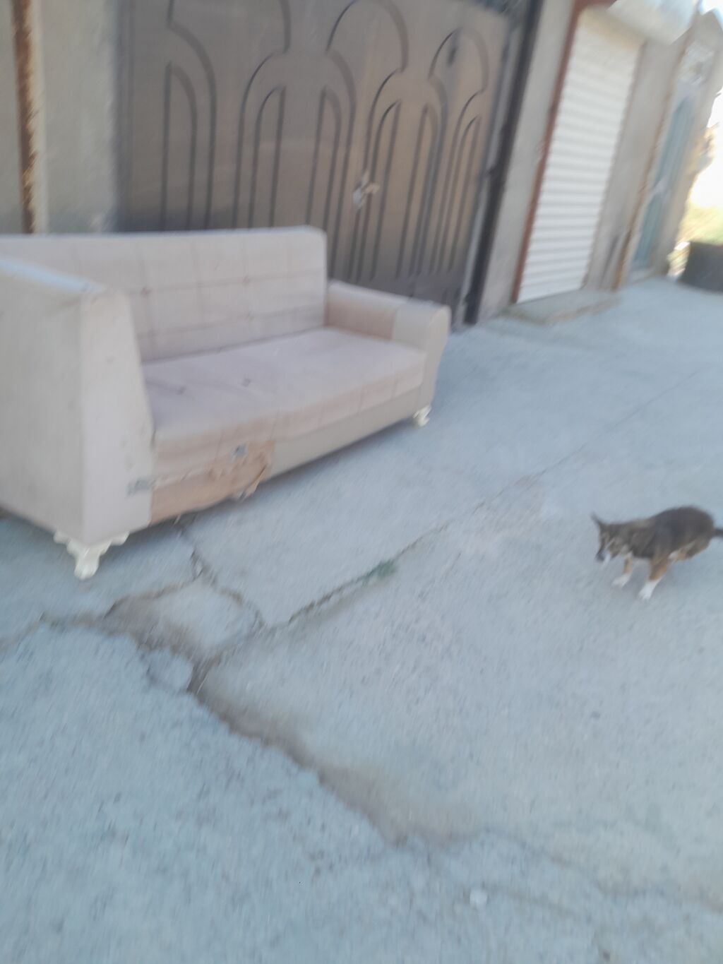 Bej rəngli 3 nəfərlik divan - Dizayn: Sadə və müasir xətləri olan — Mebel, Mehdiabad (3)