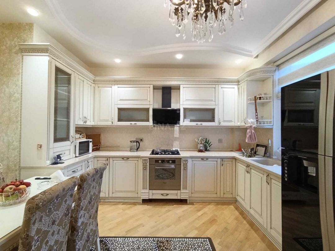 İcarəyə verilir 4 otaqlı yeni tikili 145 m² — Mənzil, Bakı (8)