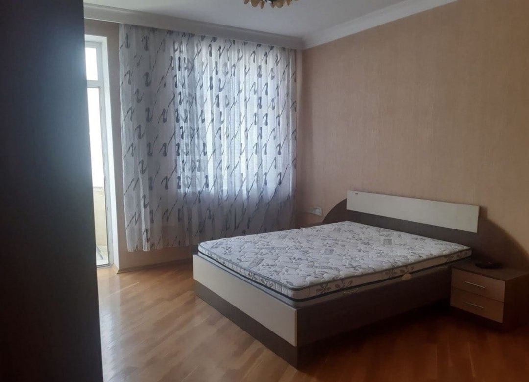 İcarəyə verilir 3 otaqlı köhnə tikili 126 m² — Mənzil, Bakı (5)
