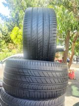 Kumho şinləri 275/40 R18 — Otomobil