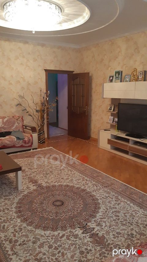 Satılır 3 otaqlı yeni tikili 130 m²