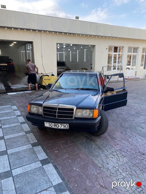 Mercedes 190, 1993 il