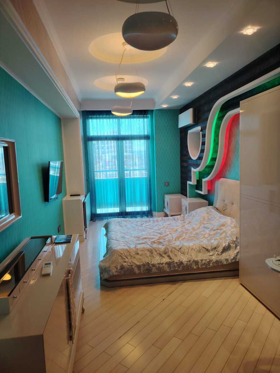 İcarəyə verilir 3 otaqlı yeni tikili 190 m² — Mənzil, Bakı (11)