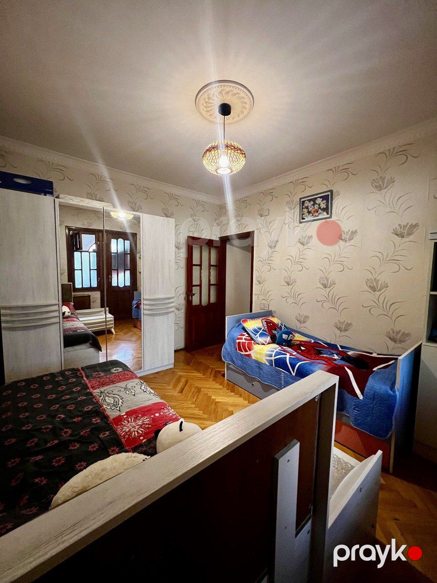 Satılır 5 otaqlı köhnə tikili 110 m² — Mənzil, Bakı (9)
