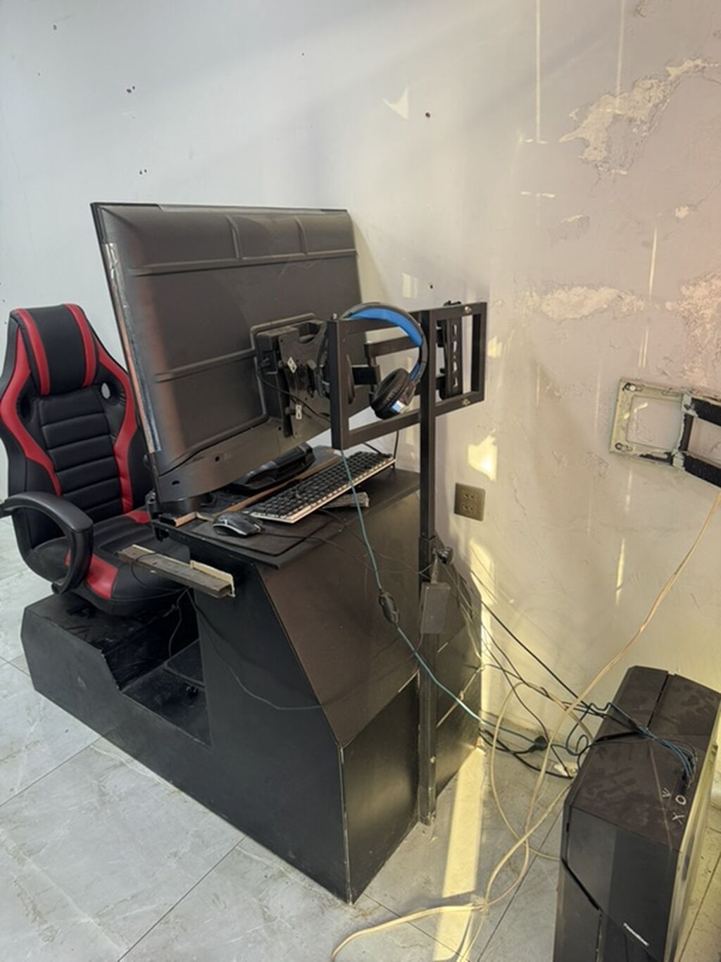 Tam dəst sim racing oyun kabineti - Geniş ekranlı TV/monitor (divar — Elektronika, Masazır (3)