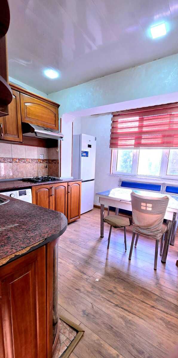 İcarəyə verilir 2 otaqlı köhnə tikili 75 m² — Mənzil, Bakı (7)
