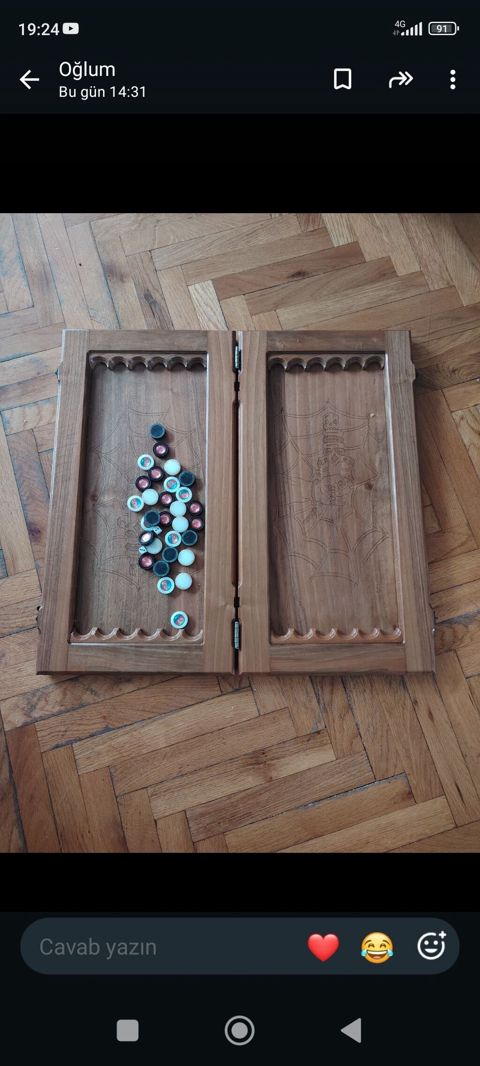 Taxta nərd dəsti - Material: bərk ağacdan hazırlanmış, əl oyma — Bakı