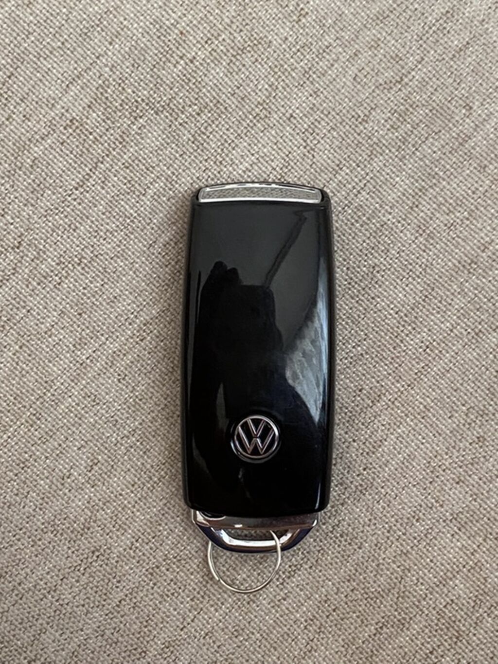 Volkswagen üçün orijinal uzaqdan idarə olunan açar fob - Marka/loqo — Ehtiyat hissələri, Bakı (2)