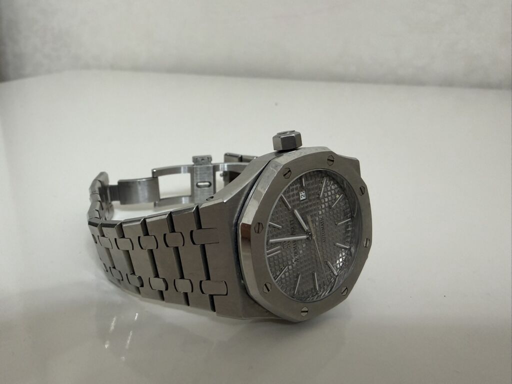 Audemars Piguet tərzində polad qol saatı - Korpus: paslanmayan polad