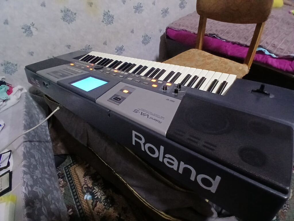 Roland VA-5 aranjor sintezator - 61 klavişli klaviatura, dinamik — Mallar, Gəncə (2)