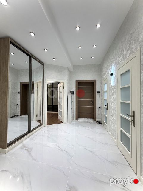 Satılır 3 otaqlı yeni tikili 107 m²