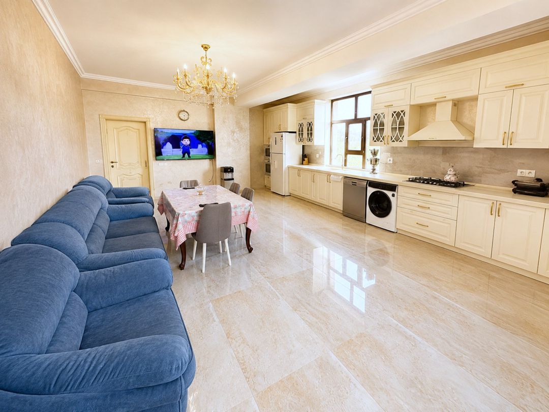 Satılır 4 otaqlı yeni tikili 168 m² — Mənzil, Bakı (5)