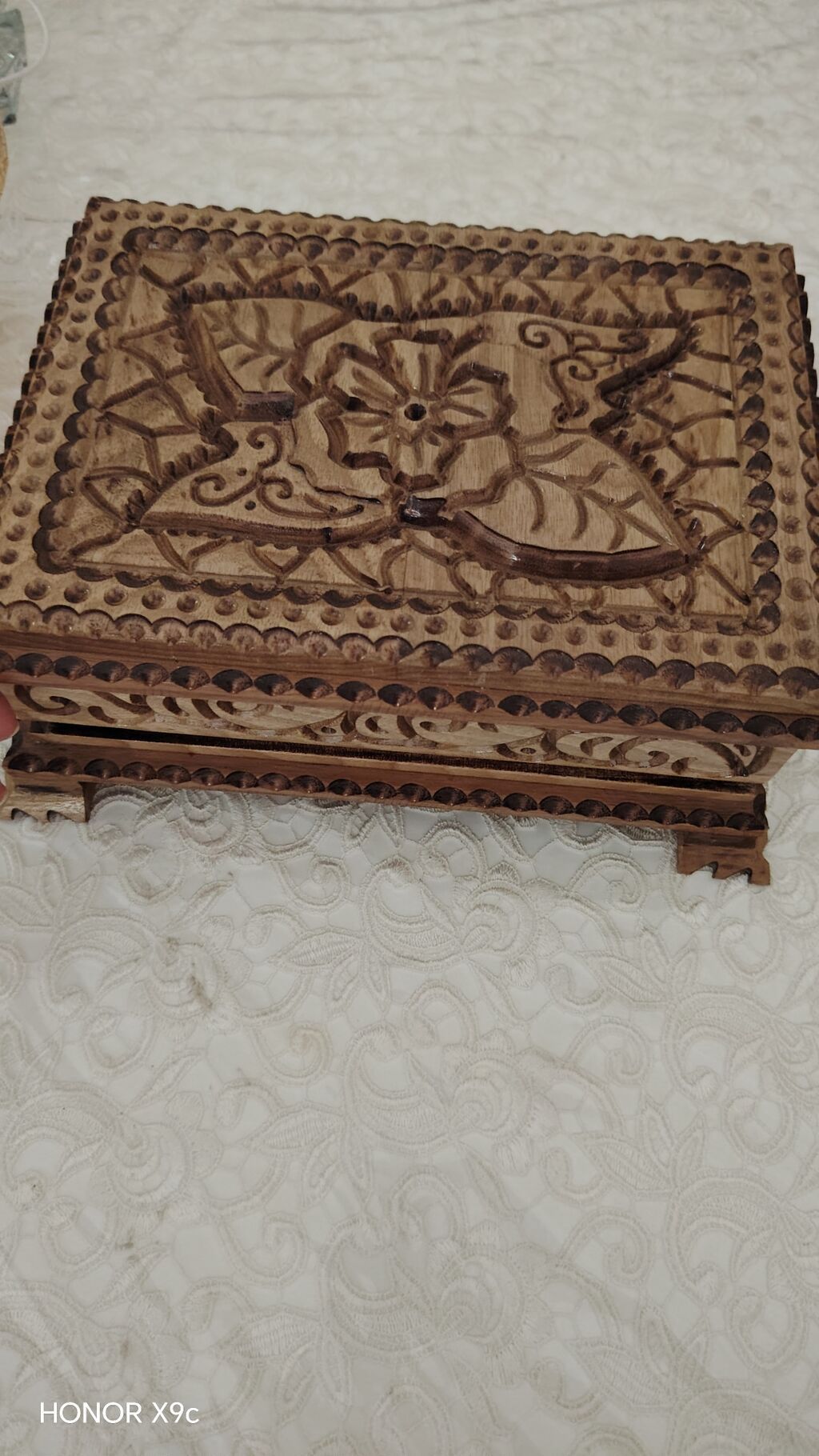 Əl oyma taxta qutu - Material: təbii ağac, üstündə əl işçiliyi ilə — Pul qutusunun və şkatulyalar, Masazır (2)