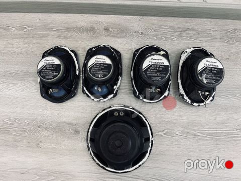 Avtomobil üçün səs sistemi dəsti Tərkib: - 4 ədəd Pioneer 6x9