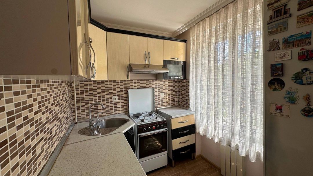 Satılır 2 otaqlı köhnə tikili 50 m² — Mənzil, Bakı (8)