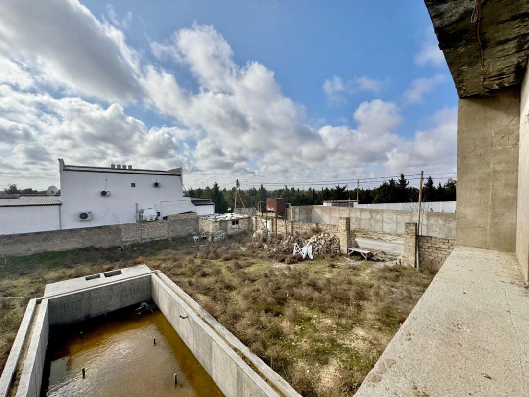 Satılır 6 otaqlı həyət evi/bağ evi 350 m² — Ev, villa, Bakı (12)