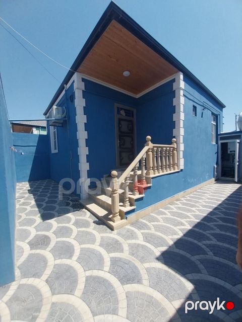 Həyət evi, Binə qəs — Bakı