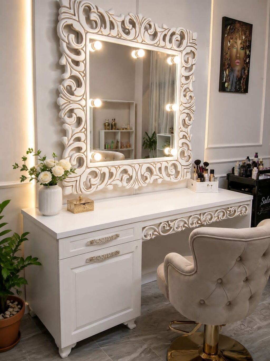 Salon gözəllik masası güzgülü — 2 ədəd, 1 ədədi 180 AZN