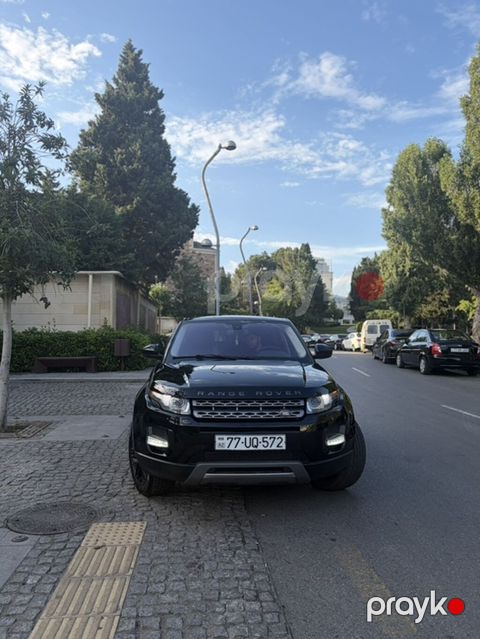 Land Rover Range Rover Evoque: 2 l | 2015 il 174000 km Ofrouder/SUV
