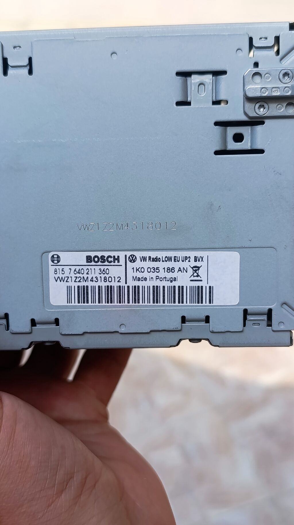 Volkswagen orijinal avtomobil maqnitolası – BOSCH VW Radio LOW EU UP2 — Elektronika, Bakı (3)