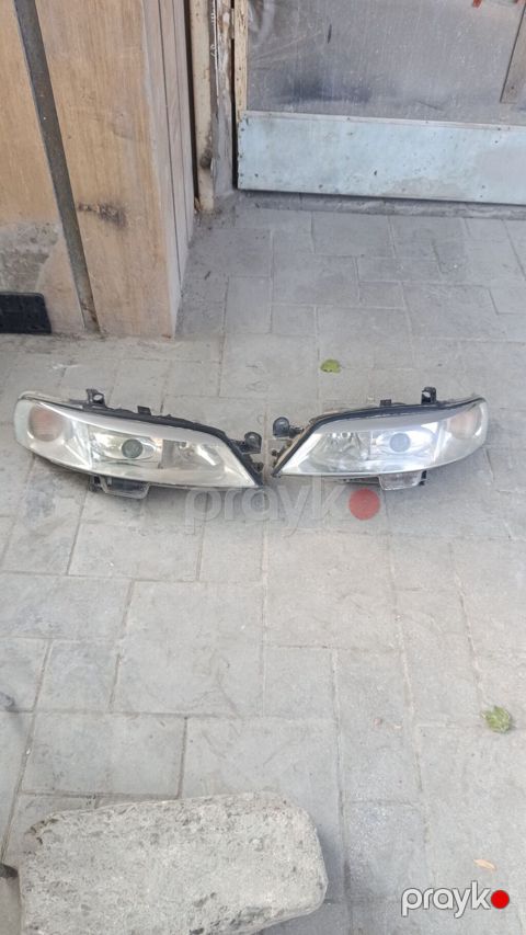Opel Vectra b sarlota farası cütü 100 az