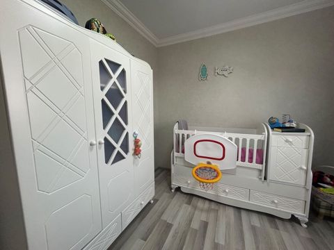 Uşaq mebeli ikisi birlikdə 400 manat. İdeal vəziyyətdədir. 1 il — LaLə Nəsirova — Мебель