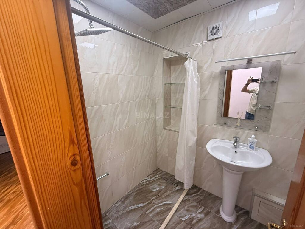 Nərimanov metrosuna yaxın, Təbriz küçəsində yerləşən, 5 mərtəbəli — Daşınmaz əmlak, Naxçıvan (9)