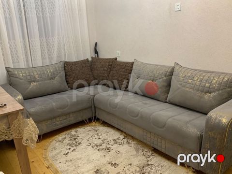 Divan satılır 390₼. açılır bazası var.Ünvan Masazır. 3202. Fatimə99