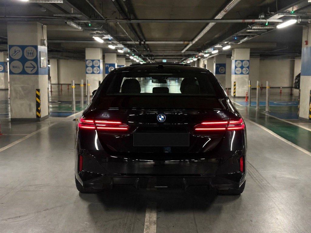 BMW i5, 81.2 kWh, 2024 il, 25 000 km — Avtomobillər, Bakı (2)