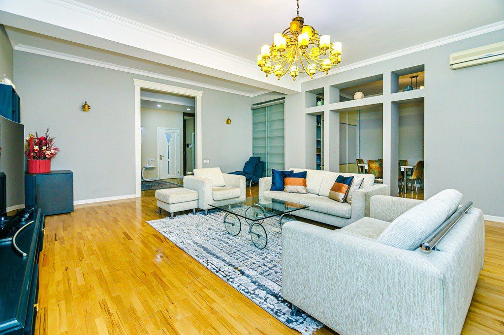 İcarəyə verilir 4 otaqlı yeni tikili 180 m² — Mənzil, Bakı (7)