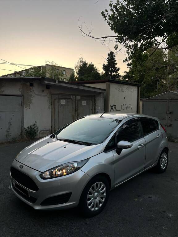 Ford Fiesta, 1.2 L, 2017 il, 135 000 km — Avtomobillər, Bakı (2)