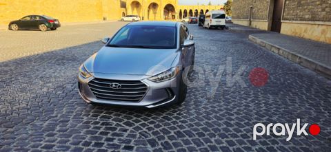Hyundai Elantra, 2016 il