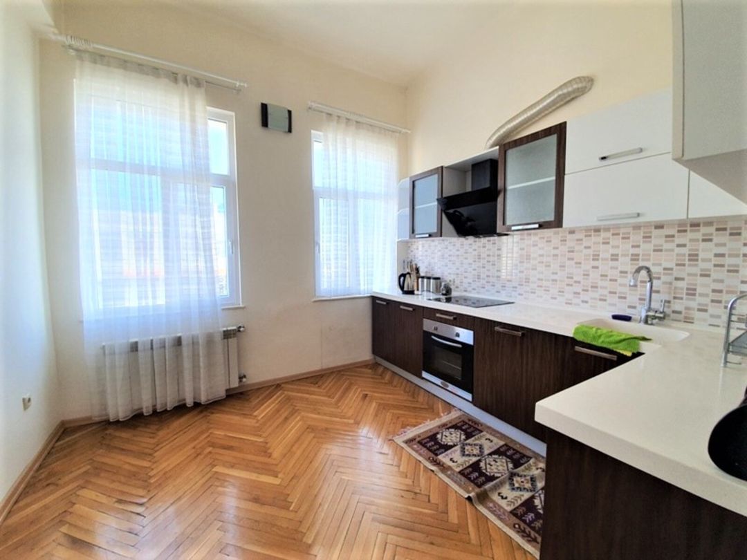 İcarəyə verilir 2 otaqlı köhnə tikili 80 m² — Mənzil, Bakı (7)