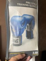 Məhsul: Everlast Pro Style Training Gloves – 12 oz Xüsusiyyətlər: - — kursant