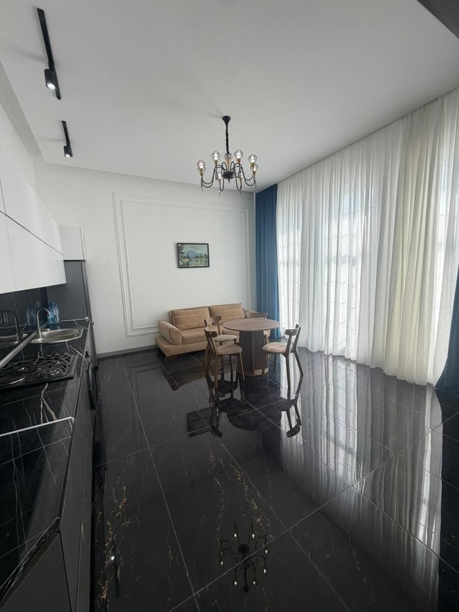 Satılır 4 otaqlı həyət evi/bağ evi 200 m² — Ev, villa, Bakı (9)