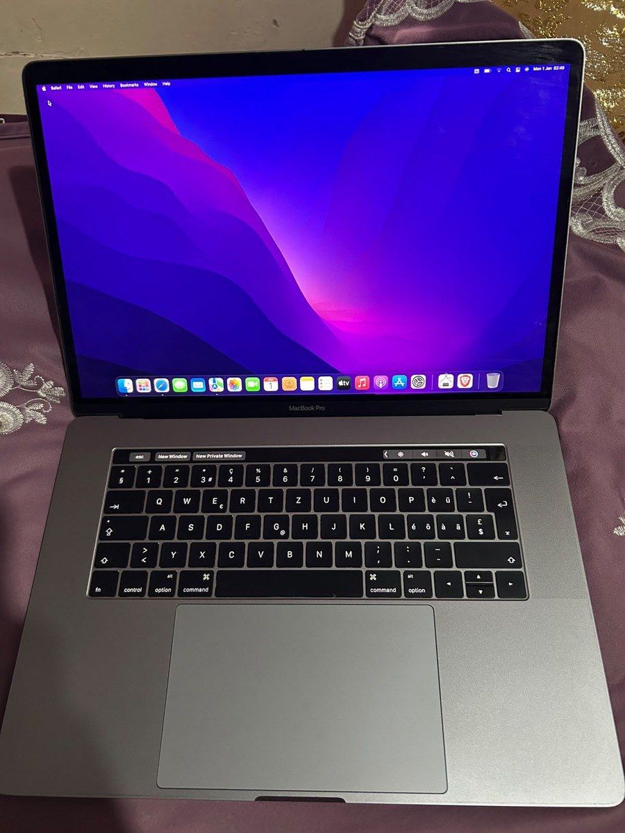 Apple MacBook — Elektronika, Bakı
