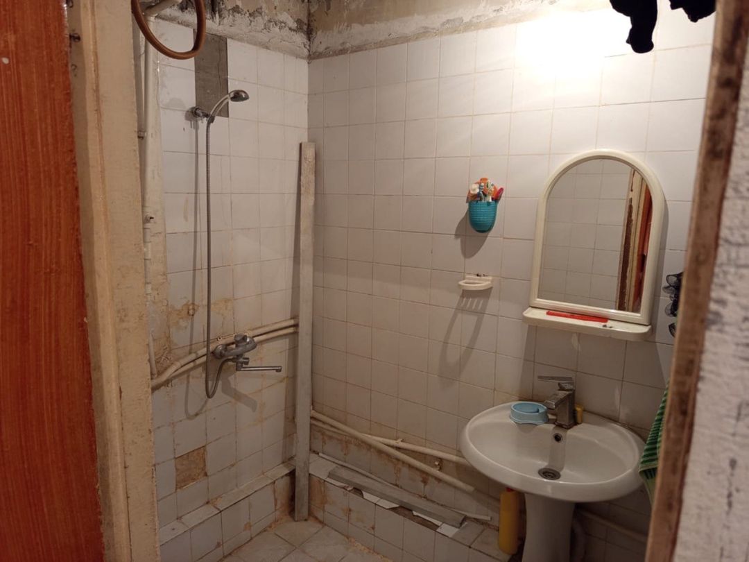 Satılır 2 otaqlı köhnə tikili 65 m² — Mənzil, Bakı (8)