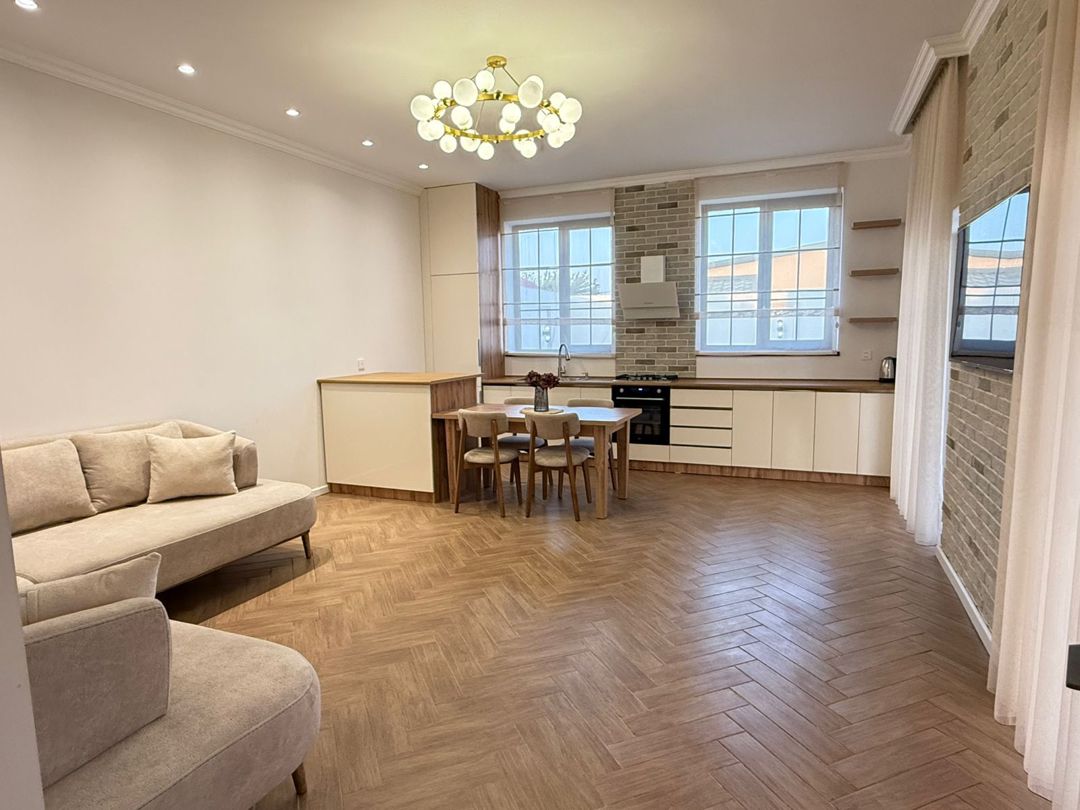 Satılır 4 otaqlı həyət evi/bağ evi 220 m² — Ev, villa, Bakı (4)