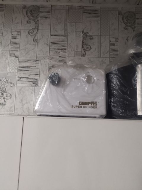 Ət çəkən maşın Geepas, Revers ilə, İşlənmiş