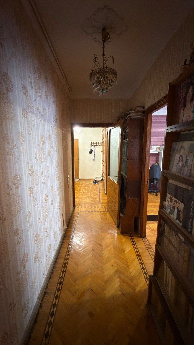 Satılır 5 otaqlı köhnə tikili 130 m² — Mənzil, Bakı (11)
