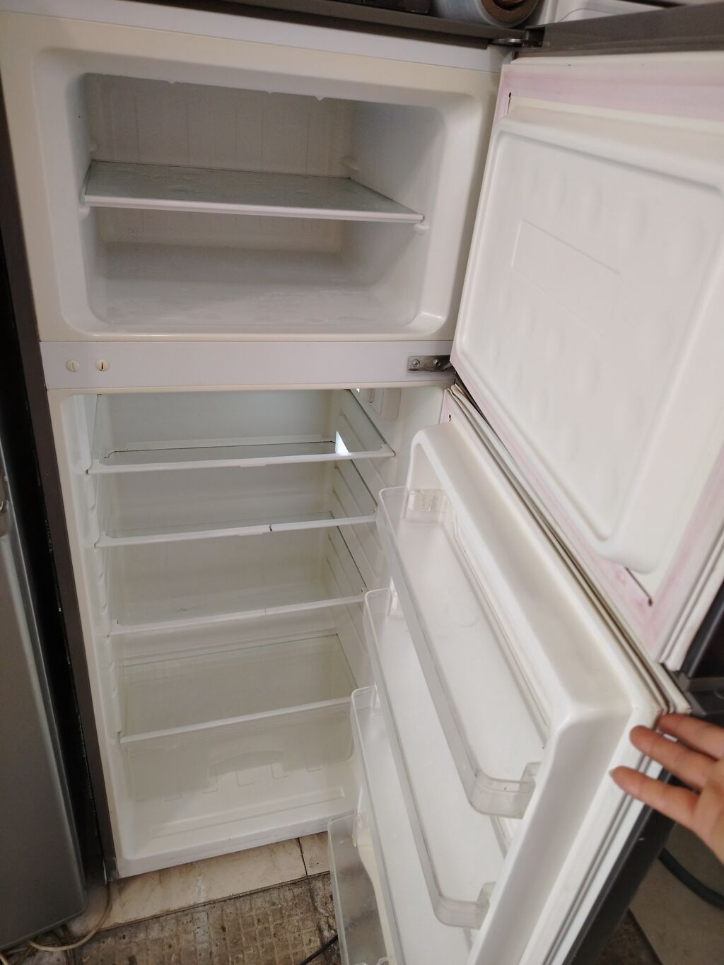 Hoffmann iki qapılı soyuducu - Rəng: paslanmaz polad (inox görünüşlü) — Soyuducular, Bakı (2)