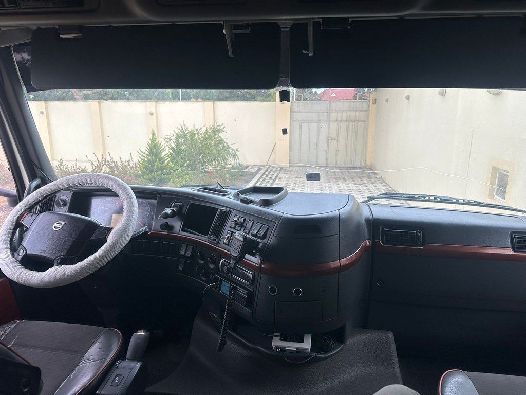 Volvo FH 16, 16 L, 2008 il, 540 000 km — Yük maşınları, Bakı (6)