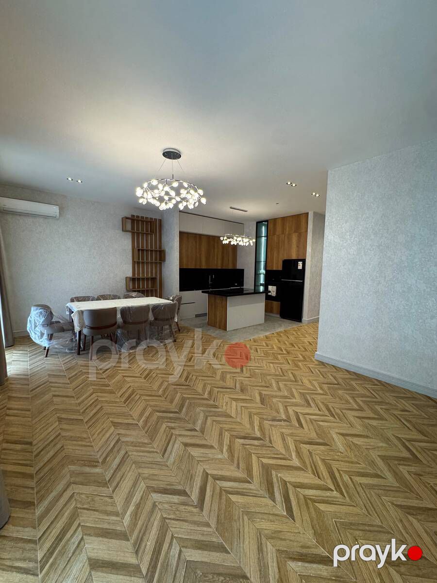 Satılır 4 otaqlı həyət evi/bağ evi 230 m² — Ev, villa, Bakı (3)
