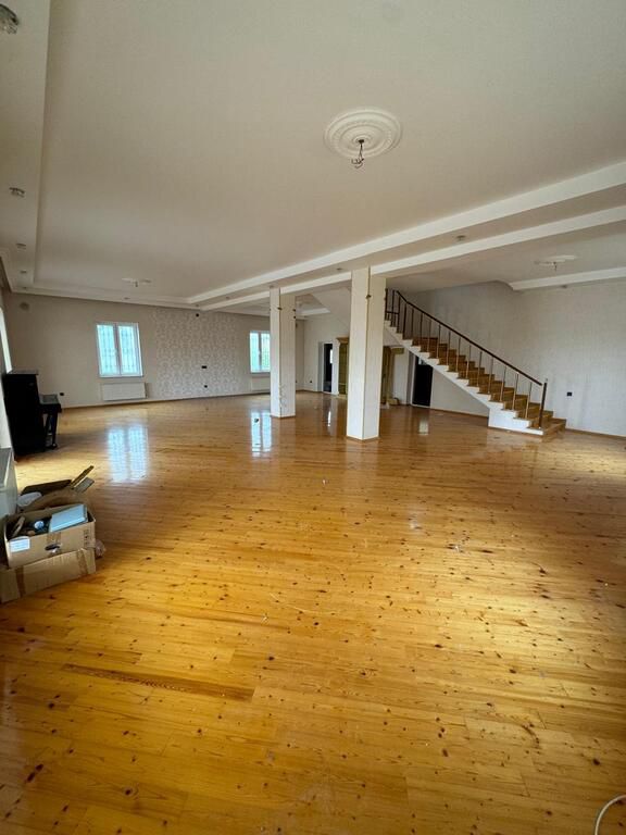 Satılır 5 otaqlı həyət evi/bağ evi 350 m² — Ev, villa, Bakı (9)